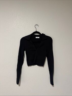 Aritzia Black Ribbed V-Collar Long Sleeve Top